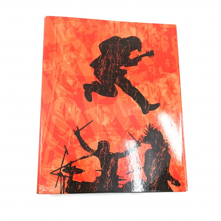 Carpeta avec anillas rock