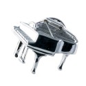 Pin piano de cola plateado